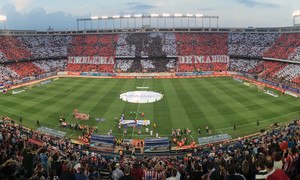 Panorámica. Tifo. Atlético de Madrid - Sevilla 