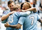 Imágenes Malmö FF. Grupo A Champions League. Equipo abrazado.
